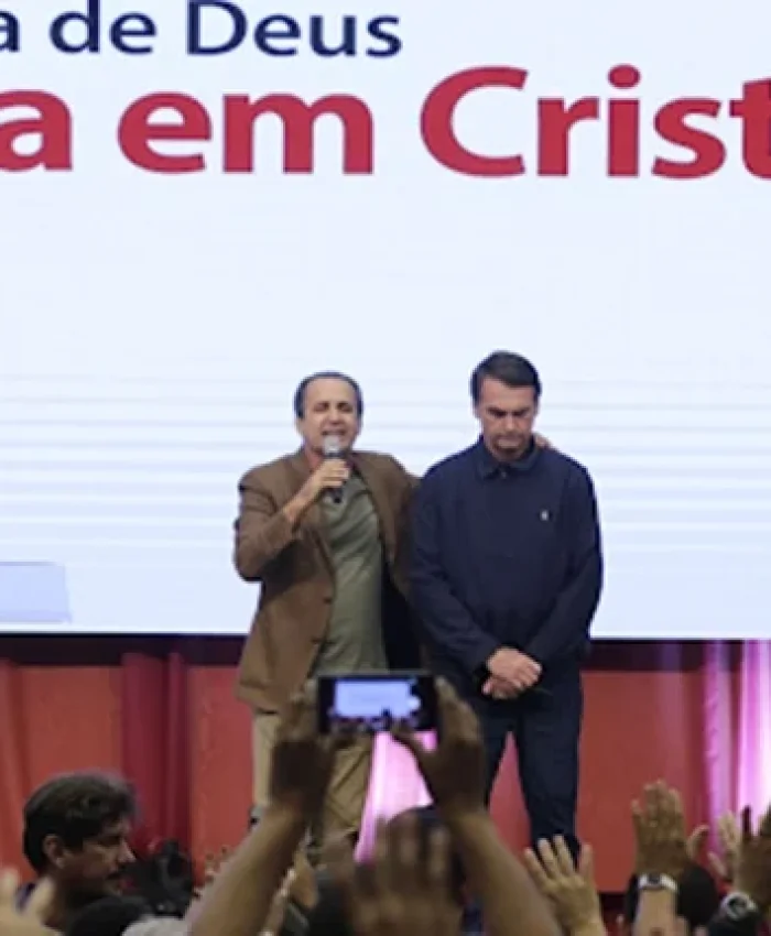 BRASIL: Bolsonaro pide apoyo a pastores evangélicos ante la “amenaza socialista”