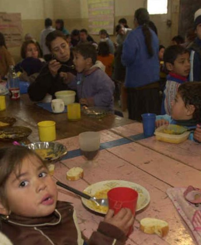 Una familia necesitó ganar casi $ 16.000 para no ser pobre