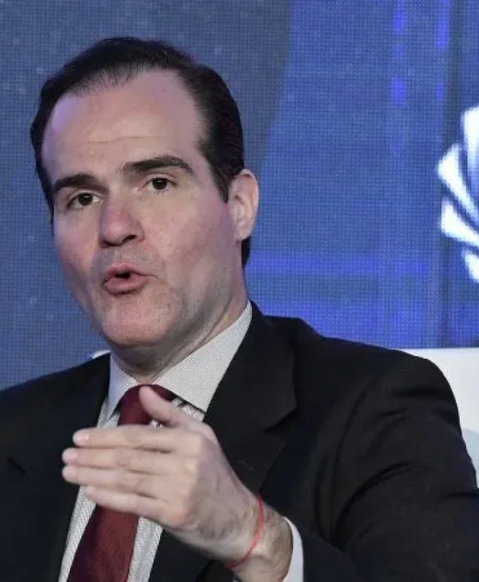 Escándalo en el BID: exasesor de Trump, clave en el préstamo del FMI a Macri, investigado por malversación de fondos