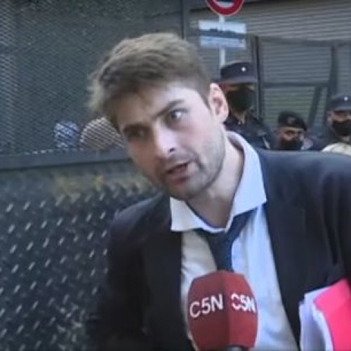 El Presto y sus seguidores agredieron a cronista de C5N (MIRA EL VIDEO)