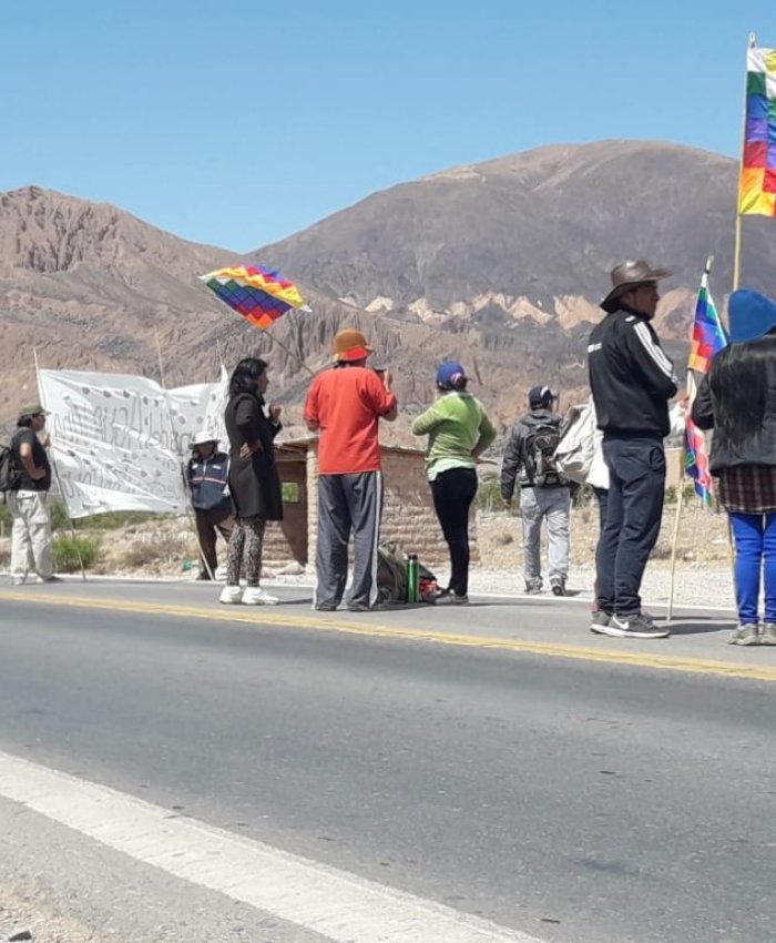 Jujuy: reprimen a comunidades indígenas y detienen a comunicador (mirá el video)