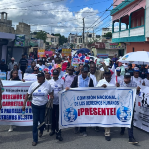 República Dominicana: organizaciones populares y campesinas marcharon por salud, educación y el cese de desalojos forzosos y fueron reprimidos por las fuerzas de seguridad