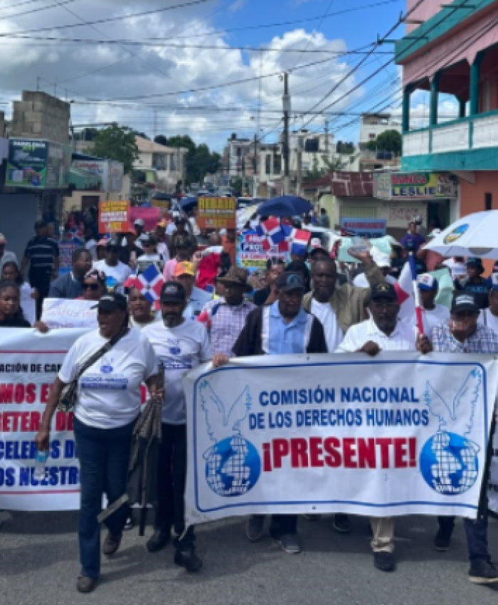República Dominicana: organizaciones populares y campesinas marcharon por salud, educación y el cese de desalojos forzosos y fueron reprimidos por las fuerzas de seguridad