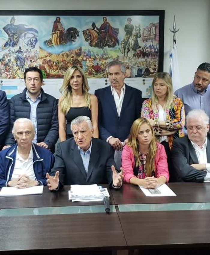 Gioja: “Acá van a estar los que tengan vocación de derrotar a este gobierno”
