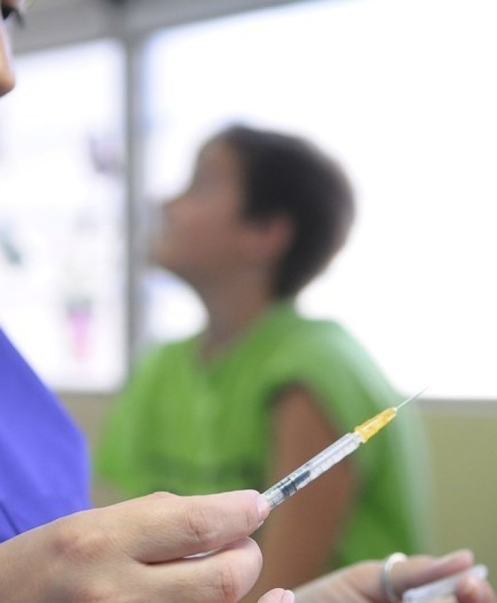 Por el recorte en salud, desde Nación dejaron de incluir la vacuna contra la meningitis en el calendario