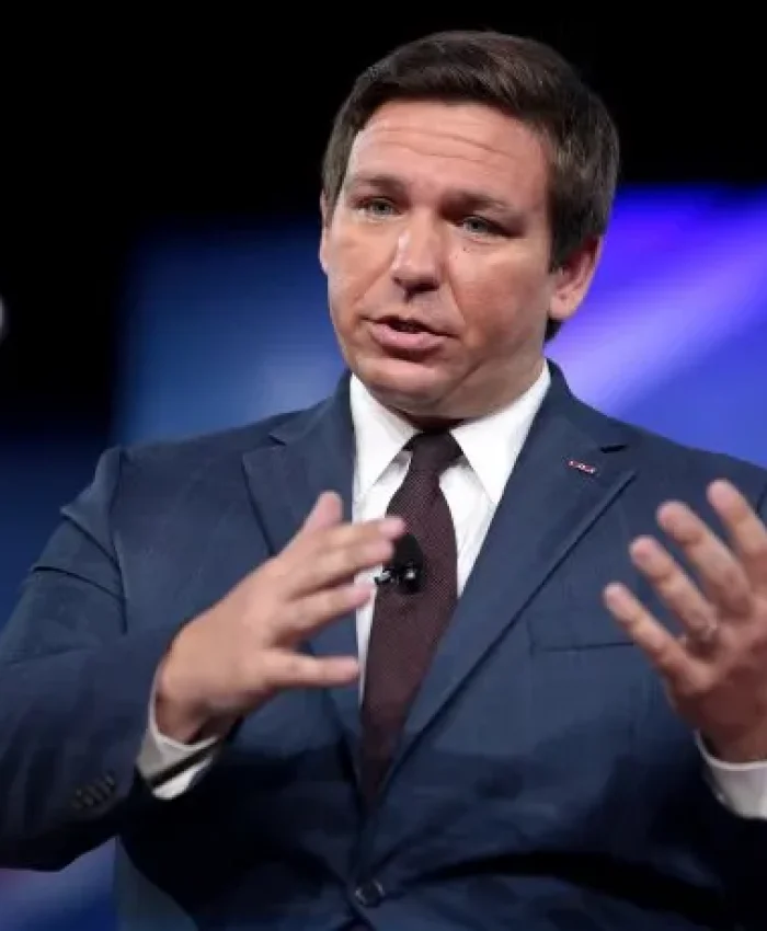 Estados Unidos: el gobernador de Florida, Ron De Santis, promulgó una ley contra la educación sexual y sobre identidad de género