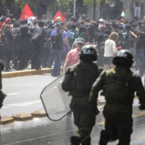 CHILE: la Policía reprime las movilizaciones por el séptimo aniversario del estallido social de 2019