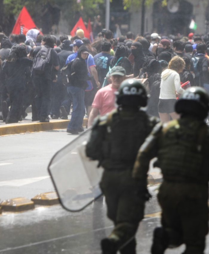 CHILE: la Policía reprime las movilizaciones por el séptimo aniversario del estallido social de 2019