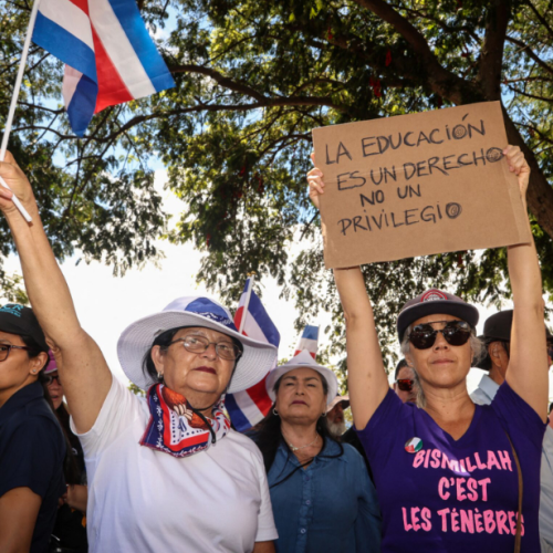 COSTA RICA: organizaciones sindicales, estudiantiles y sociales se manifiestan en rechazo a los recortes a la educación pública 