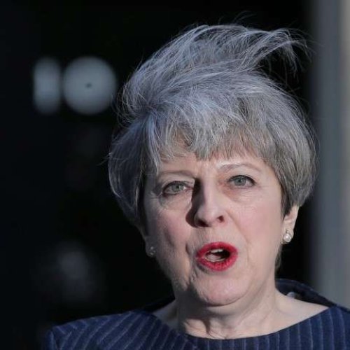 Elecciones en el Reino Unido: Theresa May perdió la mayoría y podría renunciar
