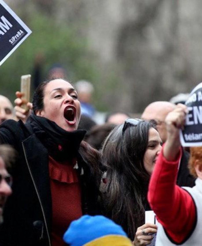 Una buena para todos: la Justicia ordenó reincorporar a 138 despedidos de Télam