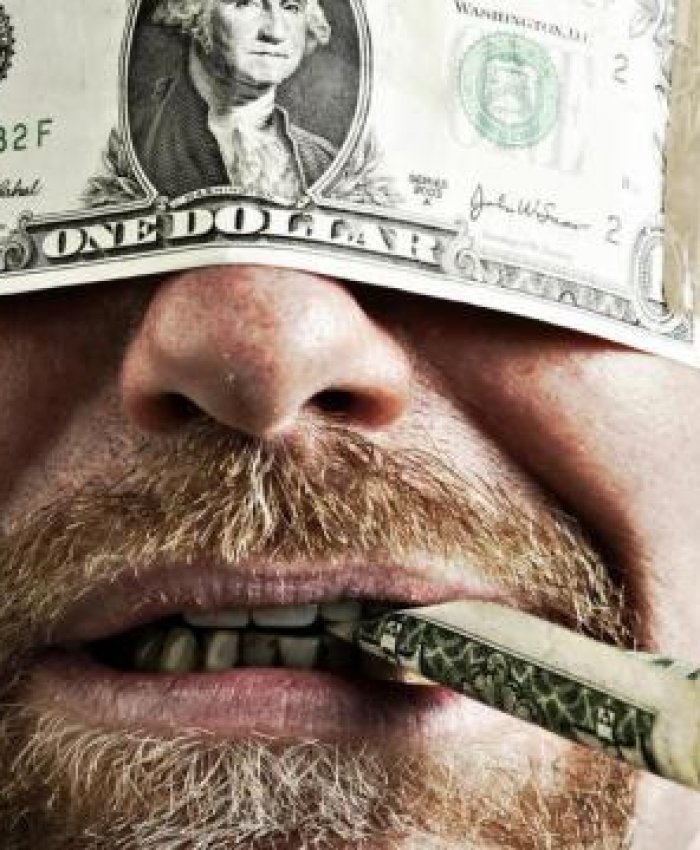 Empresarios que recibieron ayuda del Gobierno para pagar sueldos habrían destinado el dinero a comprar dólares