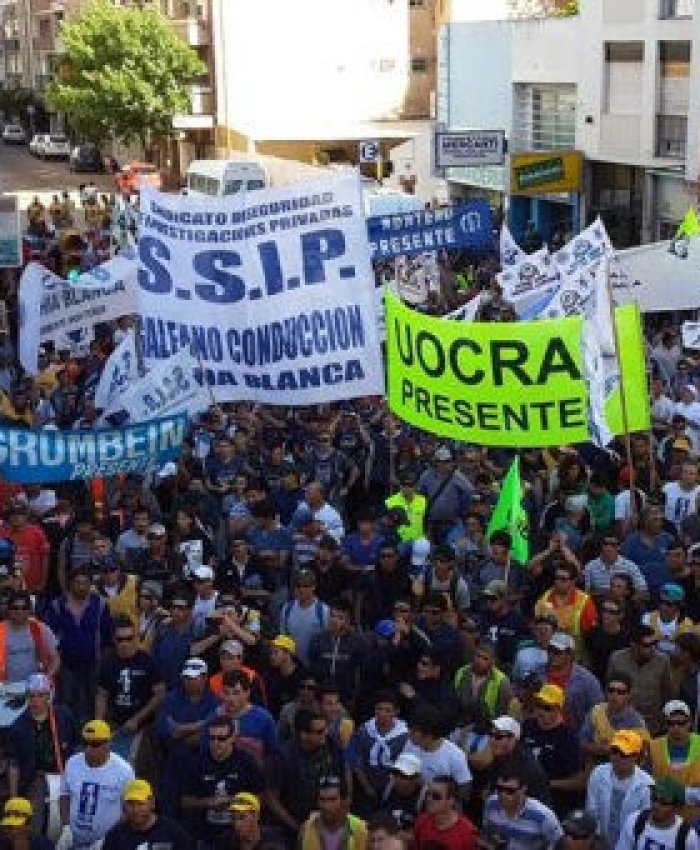 El Gobierno dará de baja a 450 gremios después de la marcha