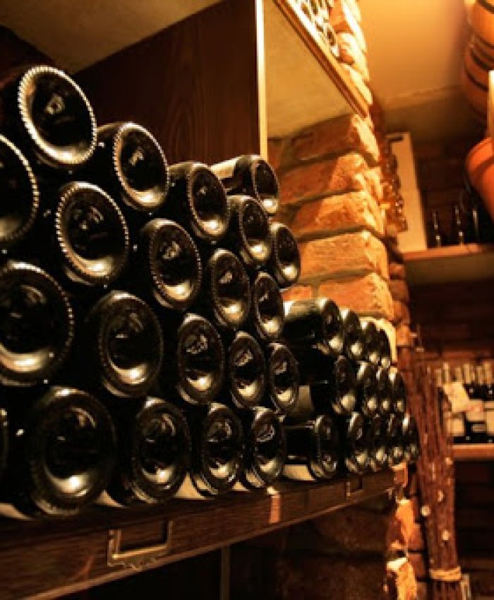 El virus le pegó al vino: prohíben la venta de vino en 42 municipios de nueve provincias