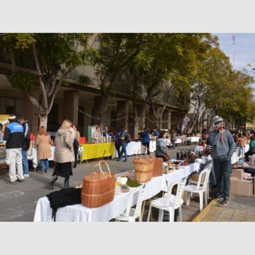 Vuelve la feria de la UNSJ