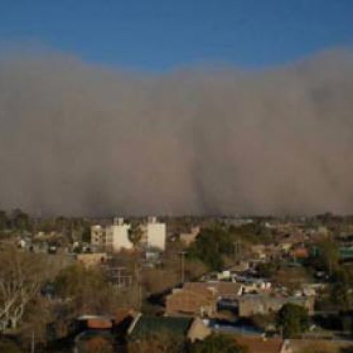 Alerta por viento zonda durante la jornada de sábado