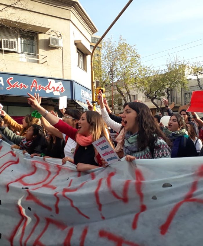 San Juan: enorme convocatoria a la marcha contra el ajuste a las universidades