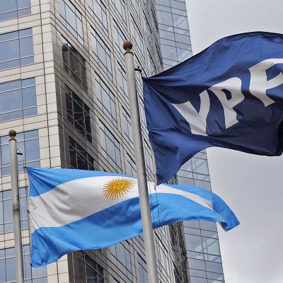 Estatización de YPF: la Justicia de EEUU revocó el fallo contra Argentina y avaló la expropiación