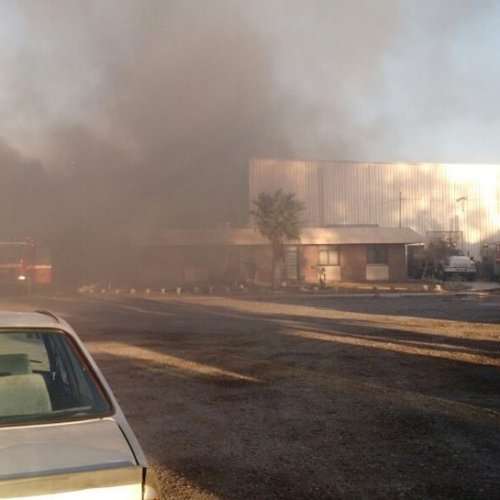 Tras el incendio seguido del despido de 70 empleados, Zoberano trabaja en otro edificio